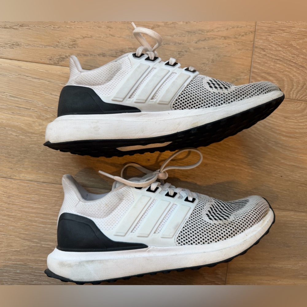 Adidas Boys Running Sneakers Size 5.5 White/Black Athletic Shoes